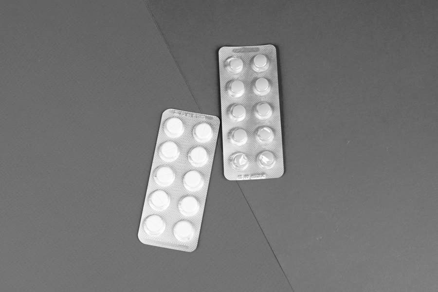 Tablet blister packs